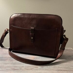 Vintage Brown Leather Crossbody Bag
